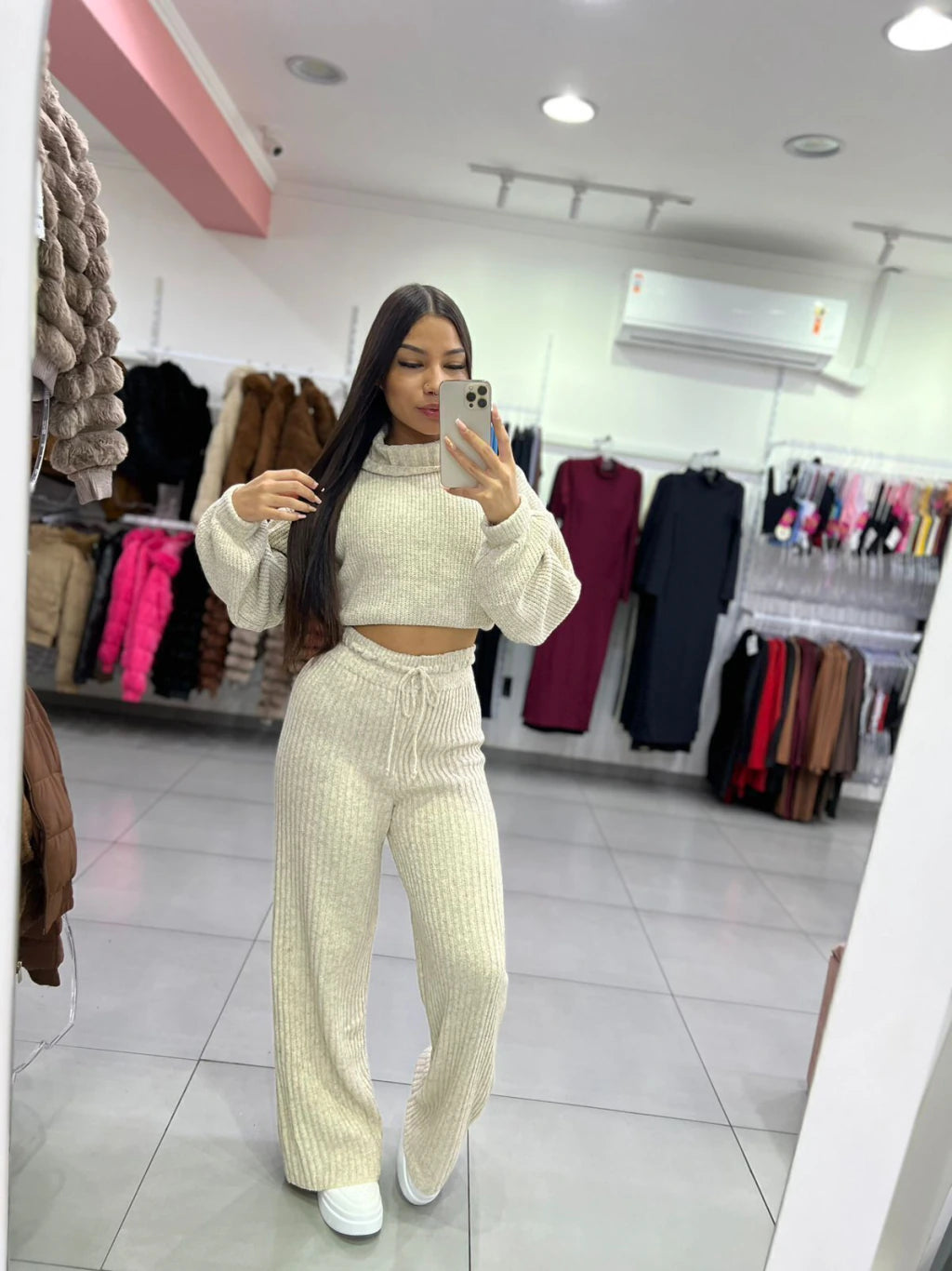 Conjunto Modal Mousse Cropped